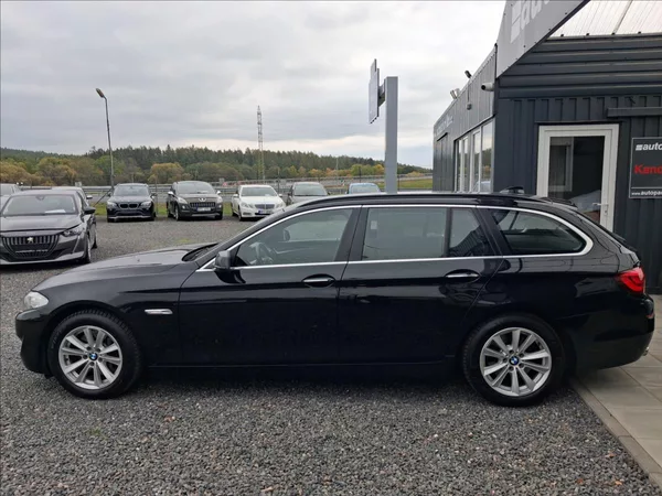 BMW Řada 5 2,0 525D, 160 kw - foto 4