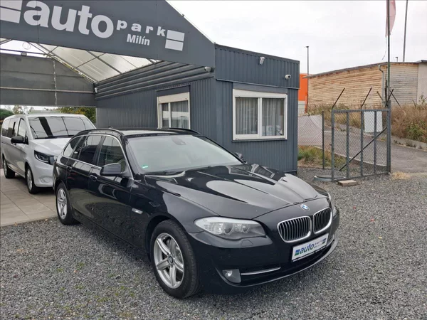 BMW Řada 5 3,0 150kw, kůže