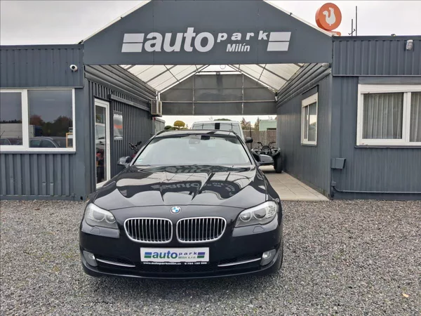 BMW Řada 5 3,0 150kw, kůže - foto 2