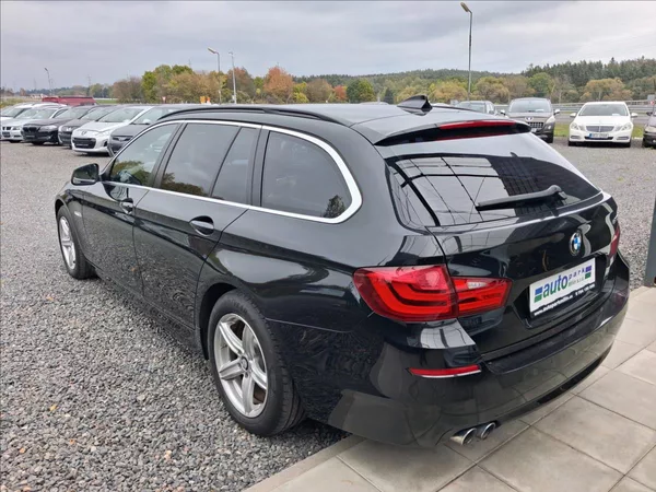 BMW Řada 5 3,0 150kw, kůže - foto 5