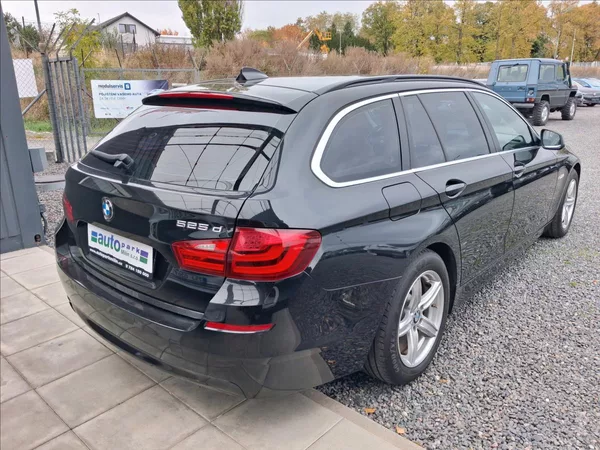 BMW Řada 5 3,0 150kw, kůže - foto 7
