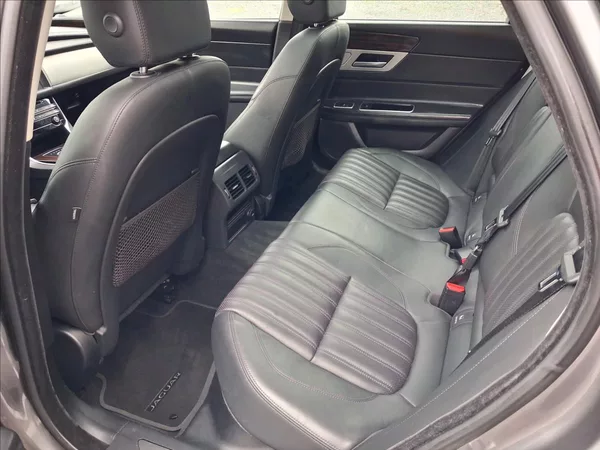 Jaguar XF 2,0 AWD, - foto 11