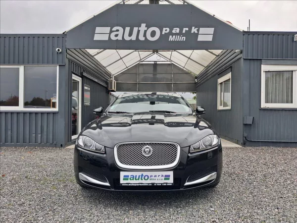Jaguar XF 2,2 147 kw - foto 2