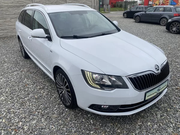 Škoda Superb 2.0TDi 170PS 6R ELEGANCE NAVI! - foto 10