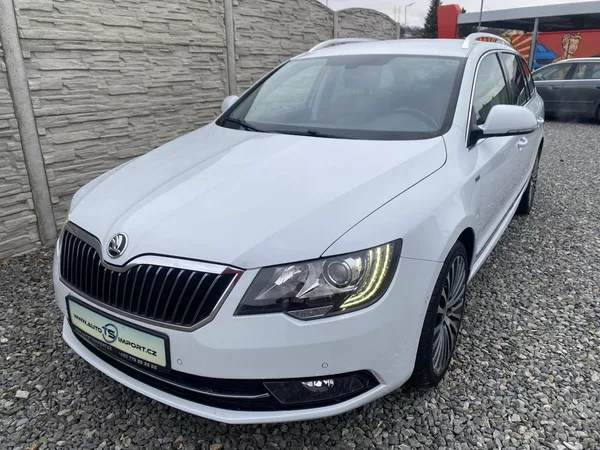 Škoda Superb 2.0TDi 170PS 6R ELEGANCE NAVI! - foto 3