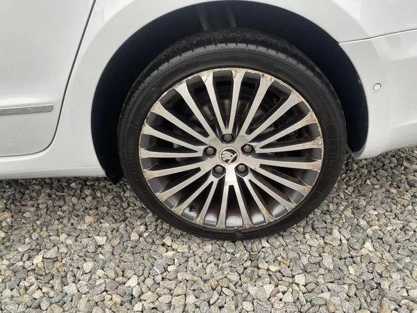 Škoda Superb 2.0TDi 170PS 6R ELEGANCE NAVI! - foto 35