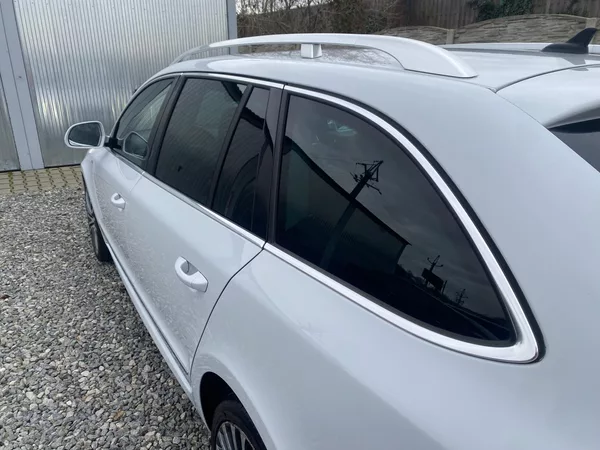Škoda Superb 2.0TDi 170PS 6R ELEGANCE NAVI! - foto 36