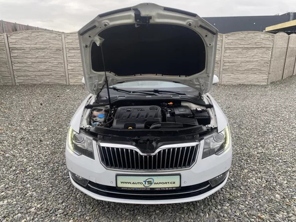 Škoda Superb 2.0TDi 4x4 170PS DSG L+K COMBI - foto 74