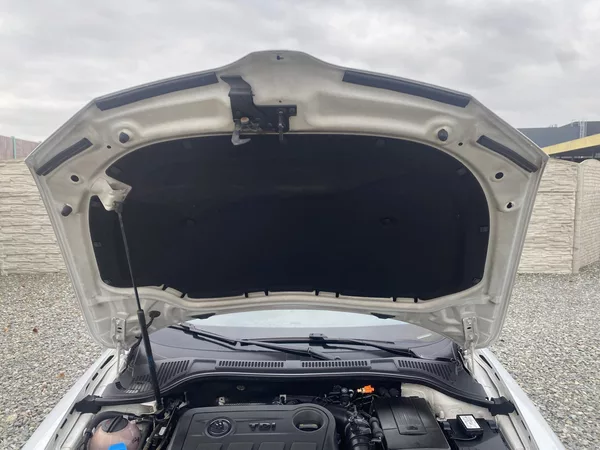 Škoda Superb 2.0TDi 4x4 170PS DSG L+K COMBI - foto 76