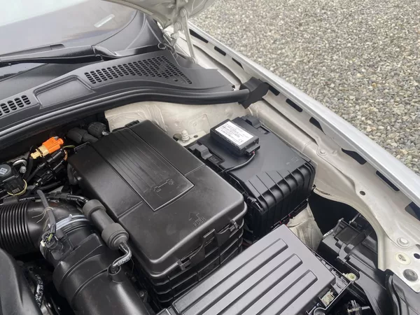 Škoda Superb 2.0TDi 4x4 170PS DSG L+K COMBI - foto 82