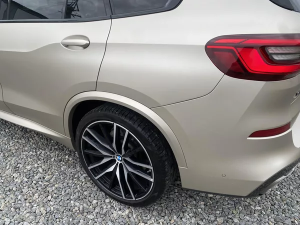 BMW X5 M50XD 4x4 400PS CZ DPH FULL 1A - foto 35