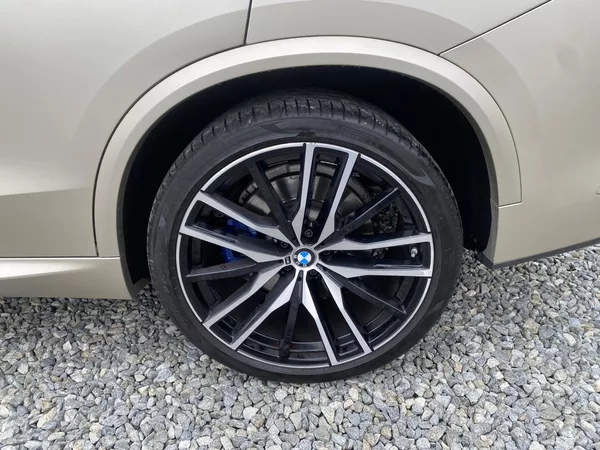 BMW X5 M50XD 4x4 400PS CZ DPH FULL 1A - foto 36
