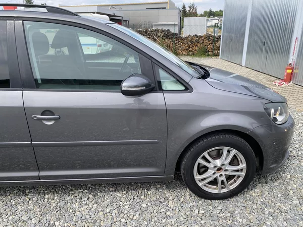 Volkswagen Touran 2.0TDi 140PS DSG TAŽNÉ - foto 19