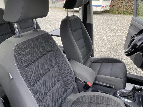 Volkswagen Touran 2.0TDi 140PS DSG TAŽNÉ - foto 34