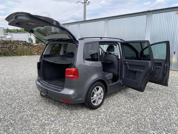 Volkswagen Touran 2.0TDi 140PS DSG TAŽNÉ - foto 37