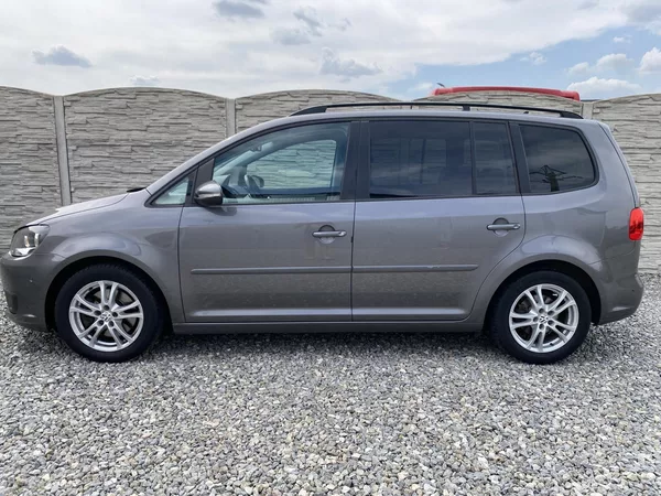 Volkswagen Touran 2.0TDi 140PS DSG TAŽNÉ - foto 5