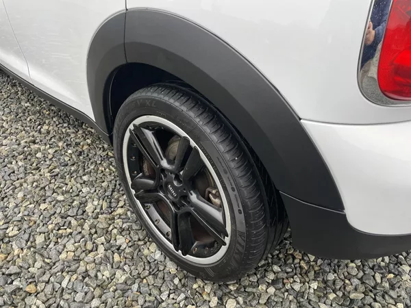 Mini Countryman 2.0SD 110PS COOPER D AUTOMAT!! - foto 39