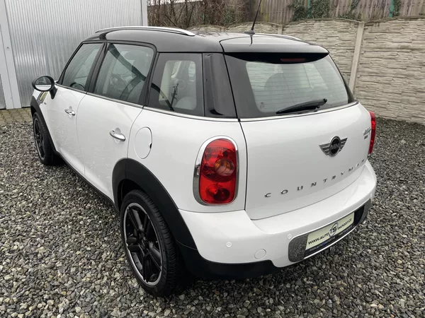 Mini Countryman 2.0SD 110PS COOPER D AUTOMAT!! - foto 40