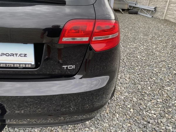 Audi A3 1.6TDi 105PS S-TRON 150TKM CZ! - foto 44