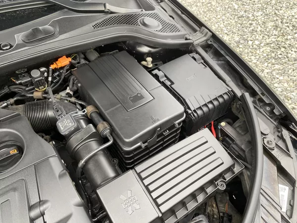 Audi A3 1.6TDi 105PS S-TRON 150TKM CZ! - foto 84