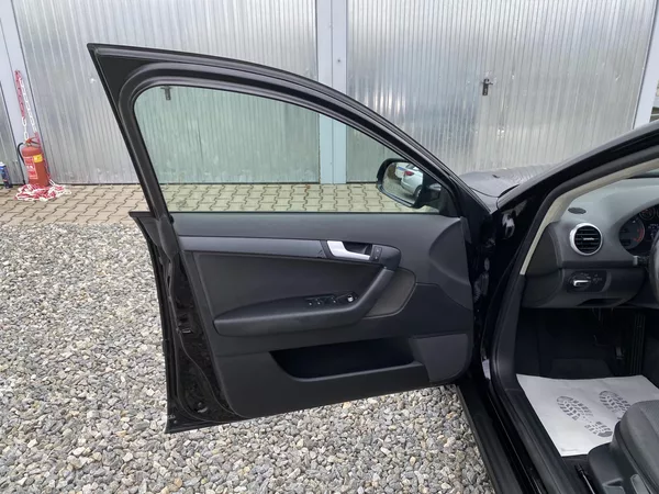 Audi A3 1.6TDi 105PS S-TRON 150TKM CZ! - foto 92