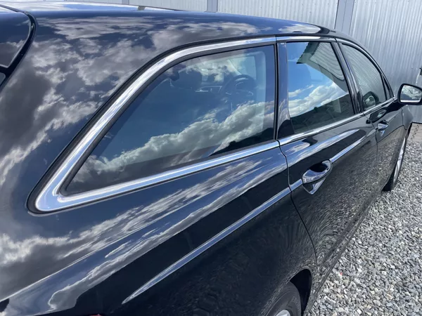 Ford Mondeo 2.0TDCi 150PS MANUAL COMBI STK - foto 46