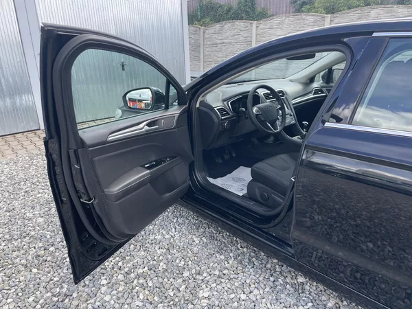 Ford Mondeo 2.0TDCi 150PS MANUAL COMBI STK - foto 89