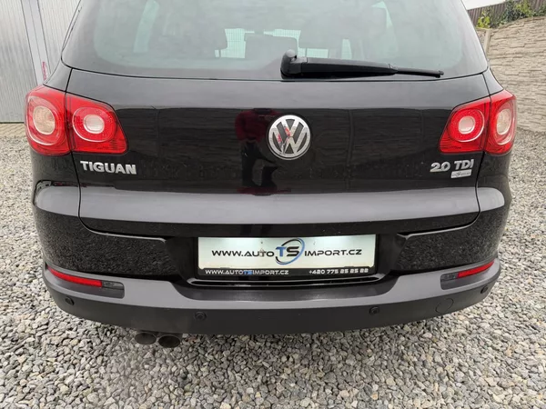 Volkswagen Tiguan 140PS 4x4 DSG PANORAMA - foto 39