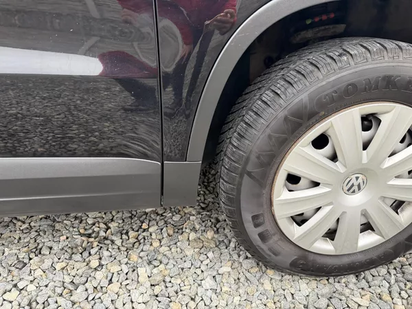 Volkswagen Tiguan 140PS 4x4 DSG PANORAMA - foto 56