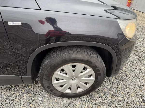 Volkswagen Tiguan 140PS 4x4 DSG PANORAMA - foto 61