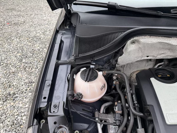Volkswagen Tiguan 140PS 4x4 DSG PANORAMA - foto 81