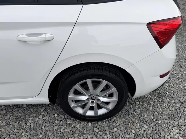 Škoda Scala 1.6TDi 115PS 6R STYLE LED STK! - foto 32