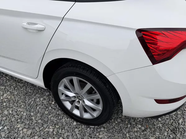 Škoda Scala 1.6TDi 115PS 6R STYLE LED STK! - foto 33