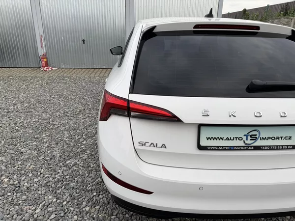 Škoda Scala 1.6TDi 115PS 6R STYLE LED STK! - foto 39