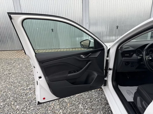 Škoda Scala 1.6TDi 115PS 6R STYLE LED STK! - foto 90