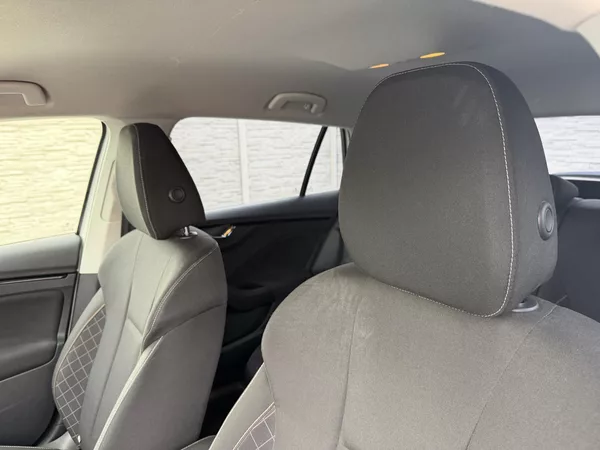 Škoda Scala 1.6TDi 115PS 6R STYLE LED STK! - foto 95