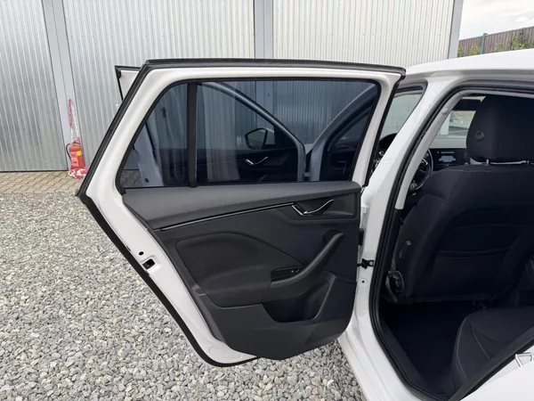 Škoda Scala 1.6TDi 115PS 6R STYLE LED STK! - foto 99