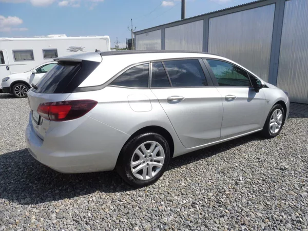 Opel Astra 1.6CDT-i 110PS NEW MODEL CENA! - foto 11