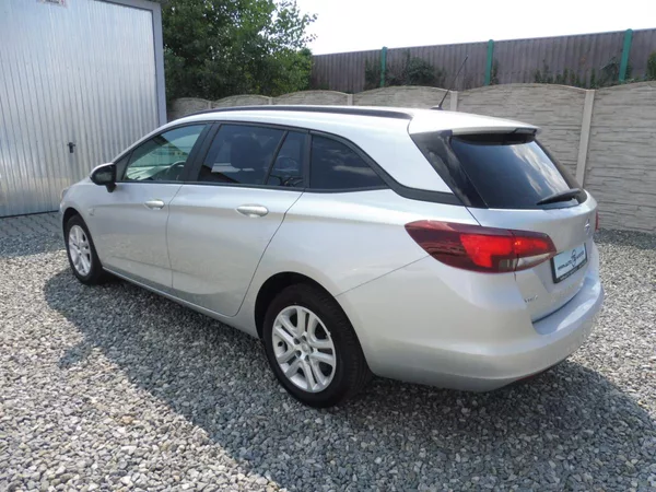 Opel Astra 1.6CDT-i 110PS NEW MODEL CENA! - foto 13