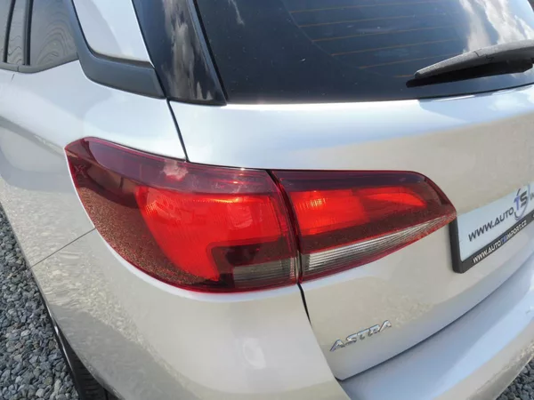 Opel Astra 1.6CDT-i 110PS NEW MODEL CENA! - foto 38