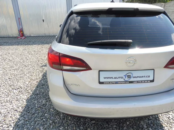 Opel Astra 1.6CDT-i 110PS NEW MODEL CENA! - foto 39