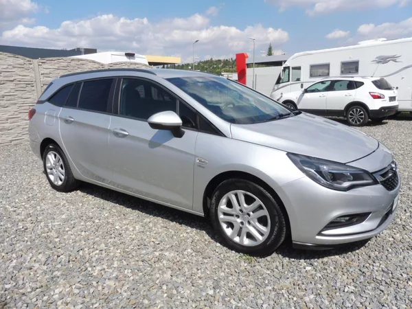 Opel Astra 1.6CDT-i 110PS NEW MODEL CENA! - foto 9