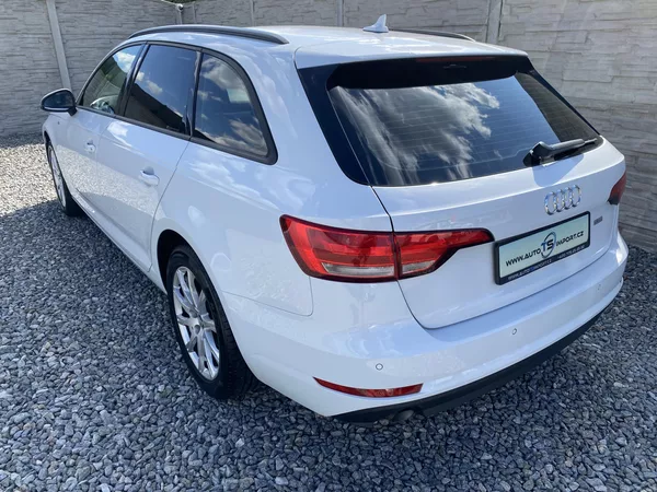 Audi A4 2.0TDi 150PS S-TRON PAN CENA!! - foto 3