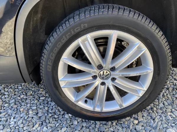 Volkswagen Tiguan 2.0TDi 4x4 135PS GOAL PĚKNÝ!!! - foto 34