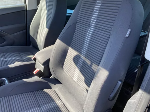 Volkswagen Tiguan 2.0TDi 4x4 135PS GOAL PĚKNÝ!!! - foto 96