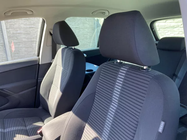 Volkswagen Tiguan 2.0TDi 4x4 135PS GOAL PĚKNÝ!!! - foto 97