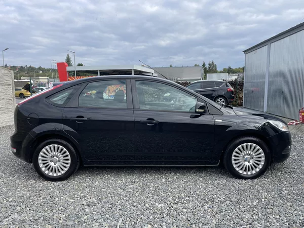 Ford Focus 1.6i 16V 100PS LPG HATCHBACK!! - foto 11