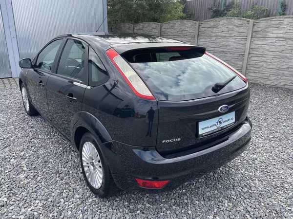 Ford Focus 1.6i 16V 100PS LPG HATCHBACK!! - foto 39