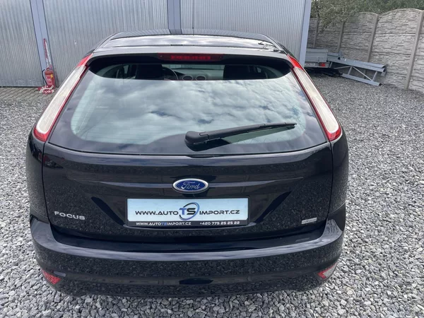Ford Focus 1.6i 16V 100PS LPG HATCHBACK!! - foto 41
