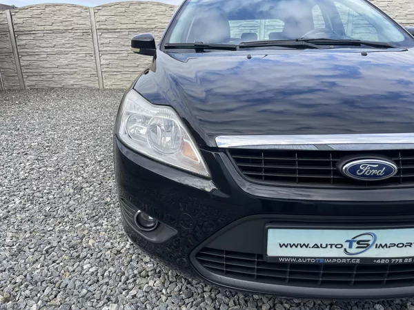 Ford Focus 1.6i 16V 100PS LPG HATCHBACK!! - foto 64